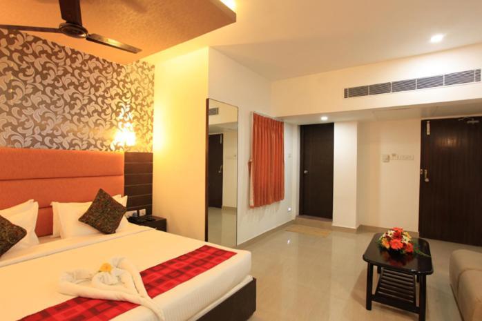 Hotel Sai International Chennai Exteriör bild