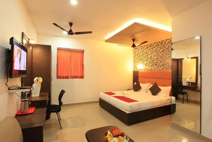 Hotel Sai International Chennai Exteriör bild