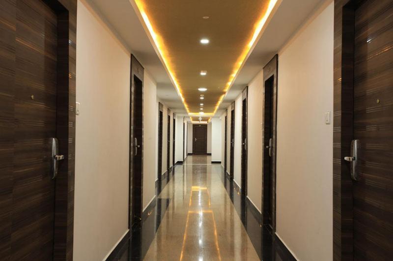 Hotel Sai International Chennai Exteriör bild