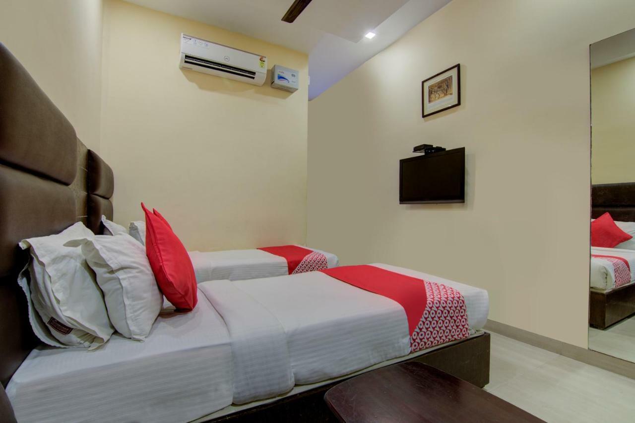 Hotel Sai International Chennai Exteriör bild
