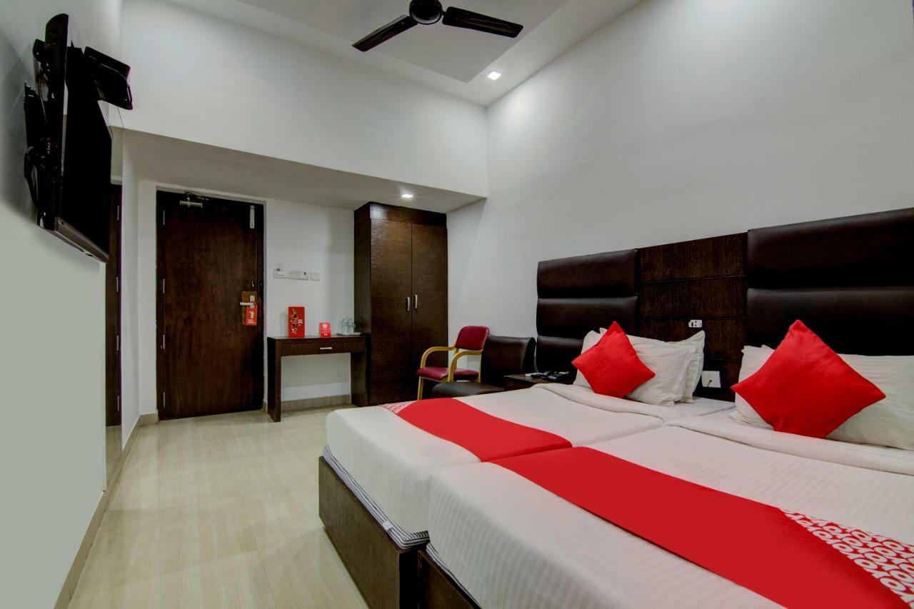 Hotel Sai International Chennai Exteriör bild